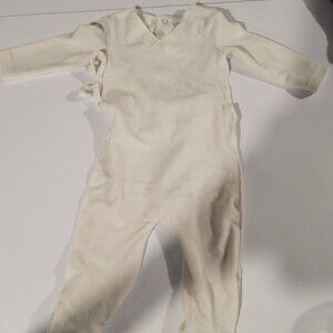 Baby layette 6m cream velvet
